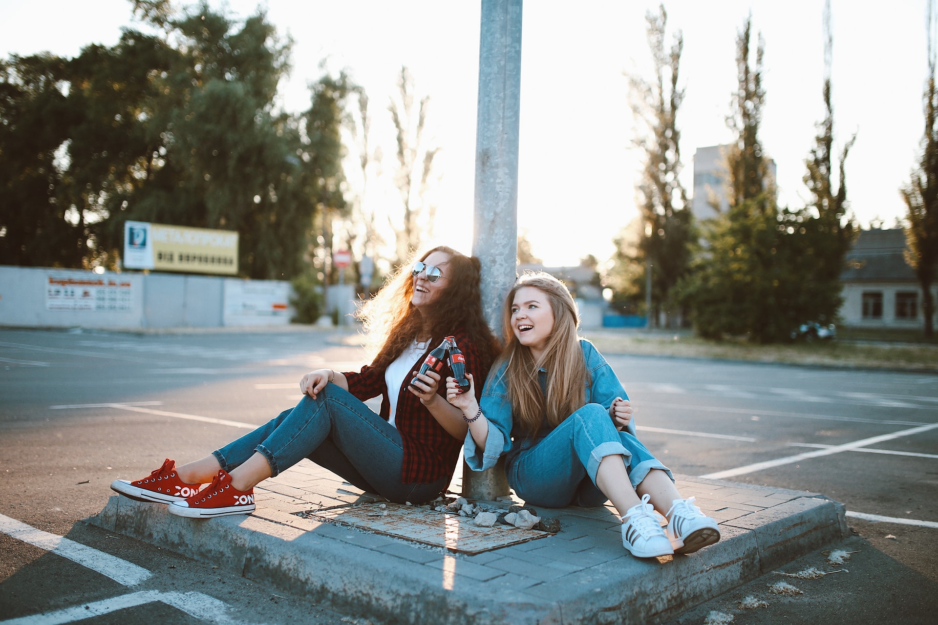 37 Top Best Friend Selfie Hashtags, or How to Win at Instagram Facetune